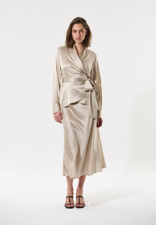 IvettDEA-Blouse with shawl collar
