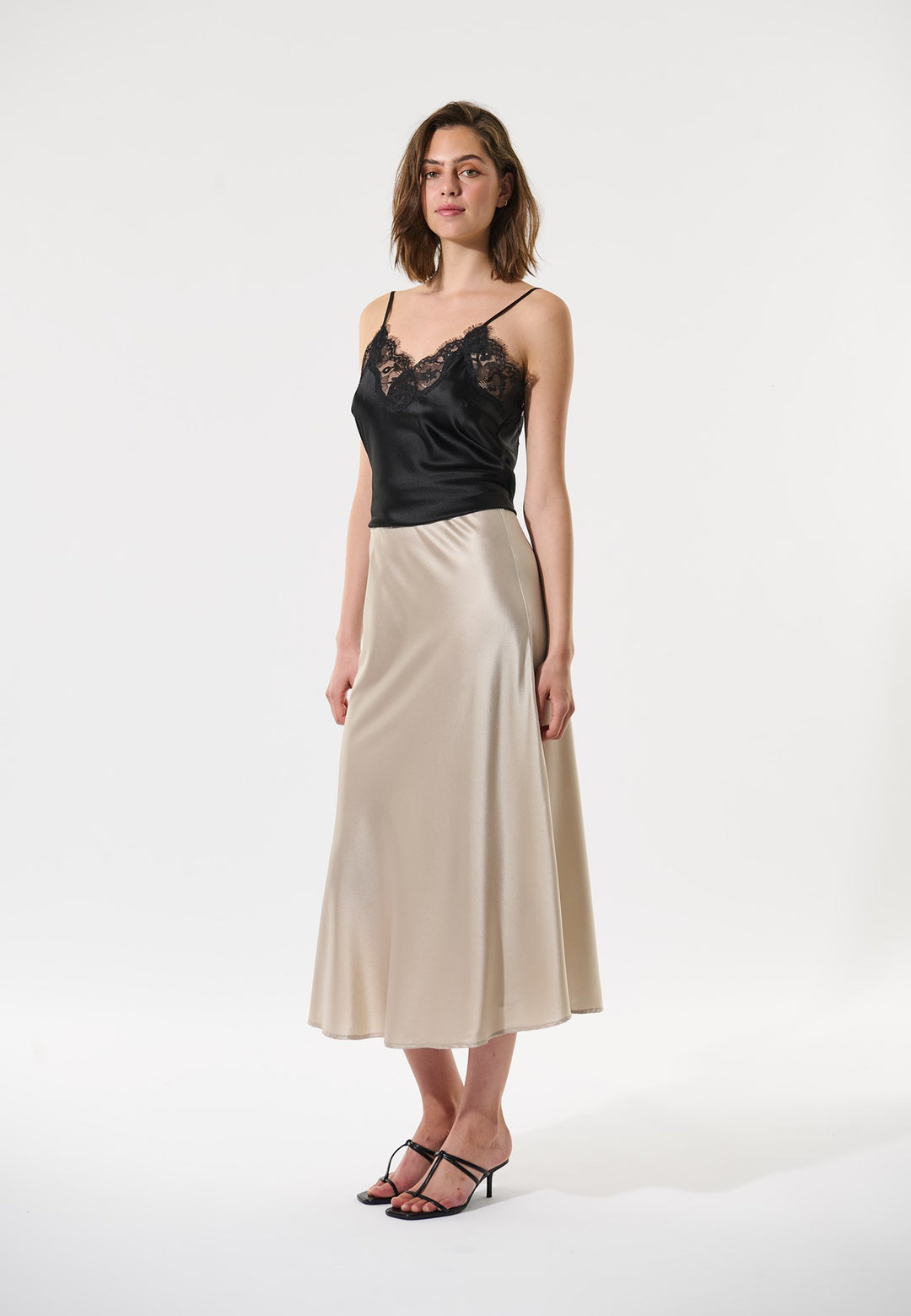 AdyDEA skirt cut on bias